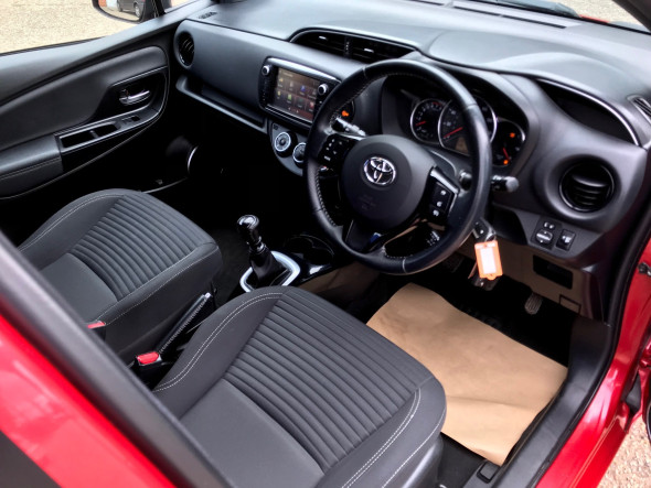 Yaris 1.33 VVT-I Design