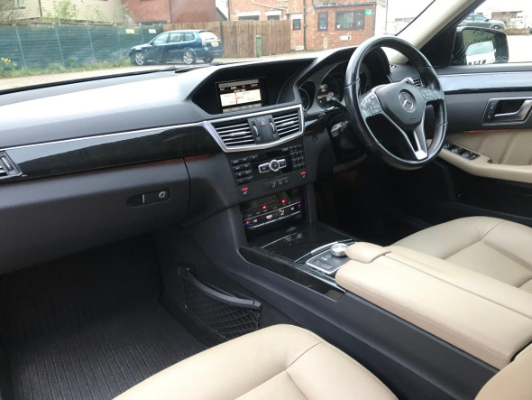 E220 CDI Avantgarde Blue-Efficiency Automatic