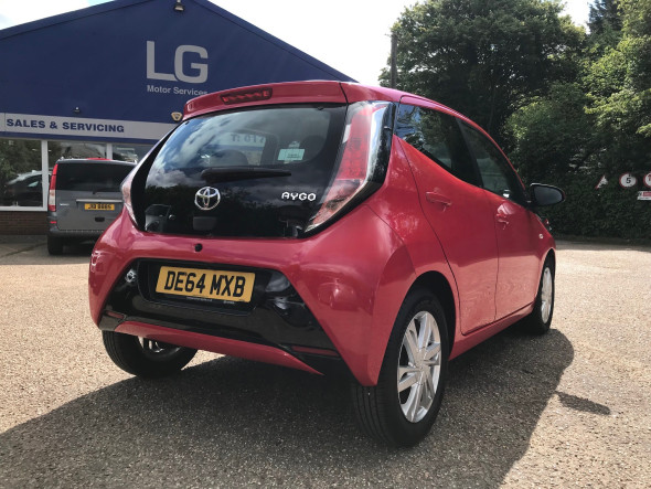 Aygo 1.0 VVT-I X-Pression Auto