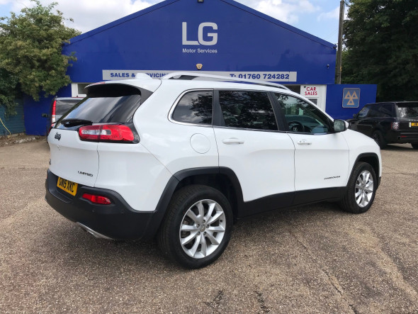 Cherokee Limited M-Jet 4x4 Auto SUV