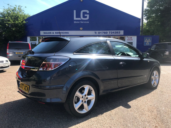 Astra Sport Hatch 1.8i VVT SRI