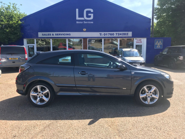 Astra Sport Hatch 1.8i VVT SRI