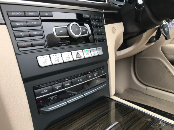 E220 Bluetec SE Cabriolet