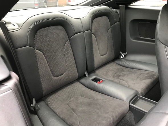 TT 2.0 TDI Black Edition