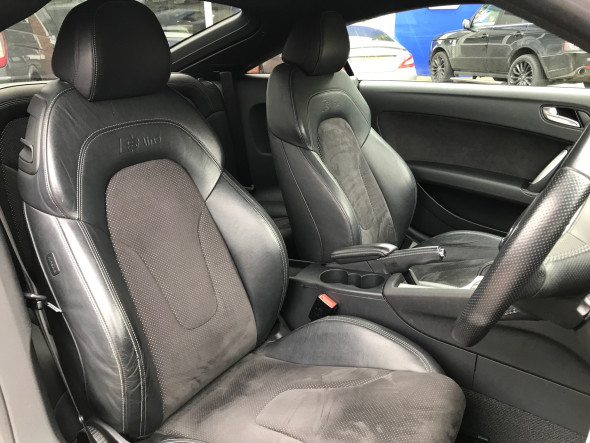 TT 2.0 TDI Black Edition