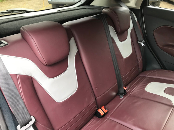 Fiesta Titanium Individual