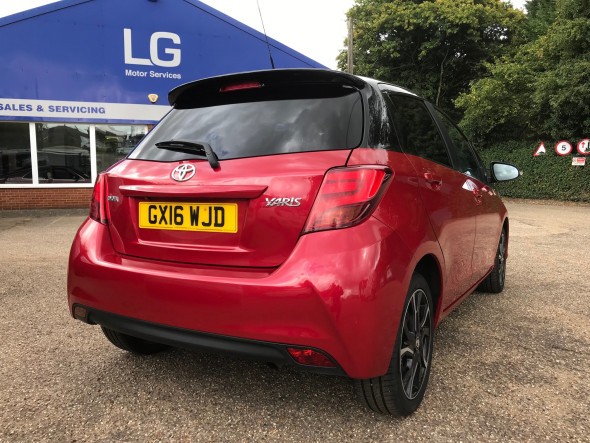 Yaris 1.33 VVT-I Design