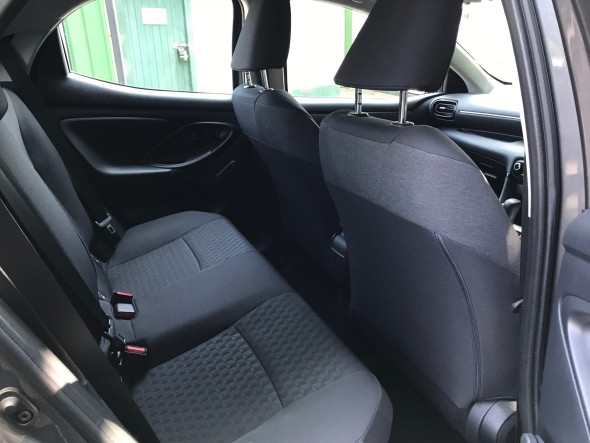 Yaris 1.5 VVT-h Icon