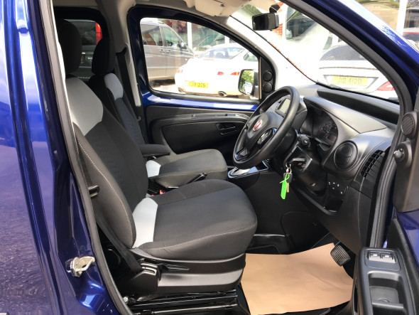 Fiorino 1.3 Multijet2 SX Romahome R10 Automatic