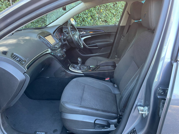 Insignia 2.0 CDTi ecoFLEX Tech Line Sports Tourer