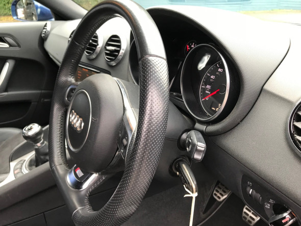 TT 2.0 TDI Black Edition