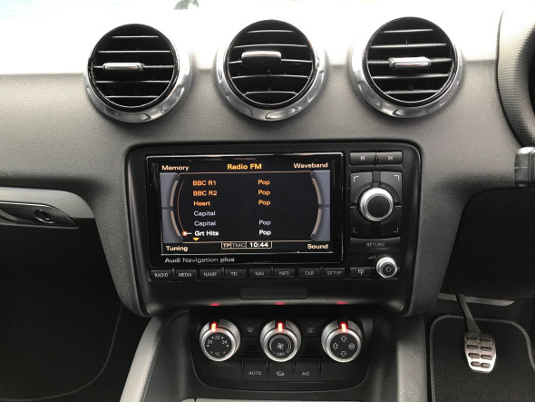 TT 2.0 TDI Black Edition