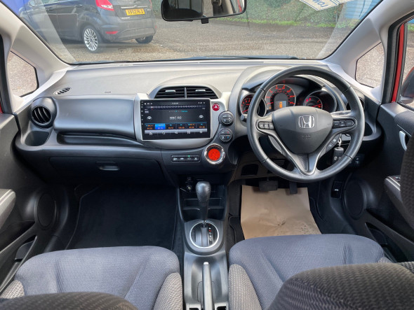 Jazz ES+I-VTEC Automatic