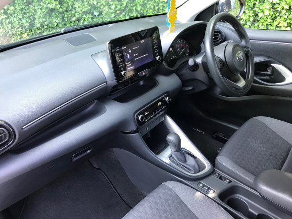 Yaris 1.5 VVT-h Icon