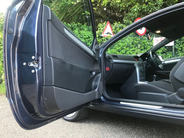 Astra Sport Hatch 1.8i VVT SRI