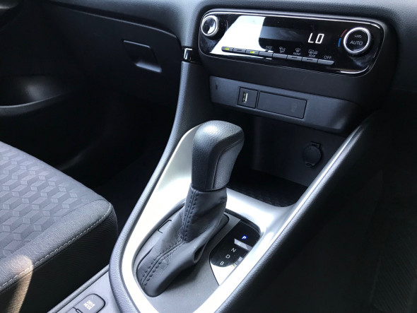 Yaris 1.5 VVT-h Icon