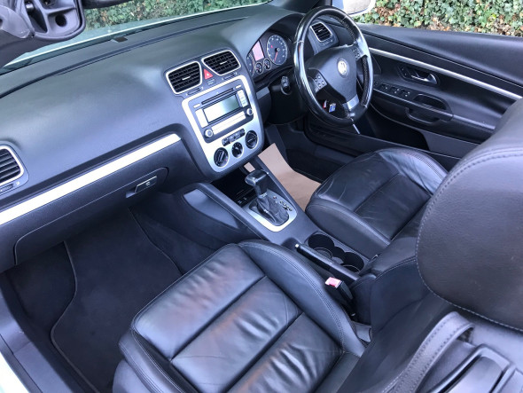 Eos Sport T FSI Automatic