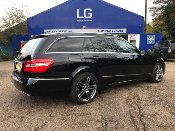 E220 CDI Avantgarde Blue-Efficiency Automatic