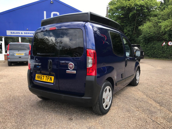 Fiorino 1.3 Multijet2 SX Romahome R10 Automatic