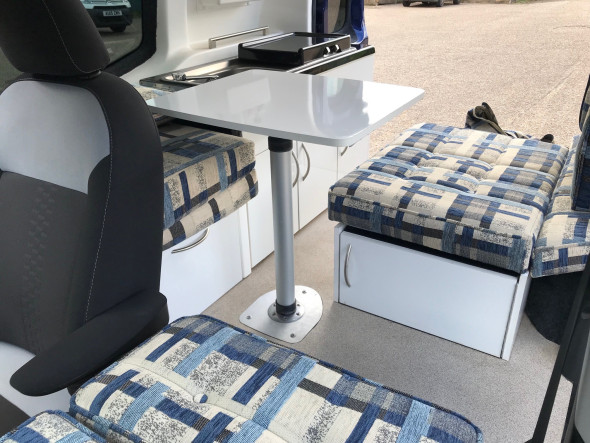 Fiorino 1.3 Multijet2 SX Romahome R10 Automatic