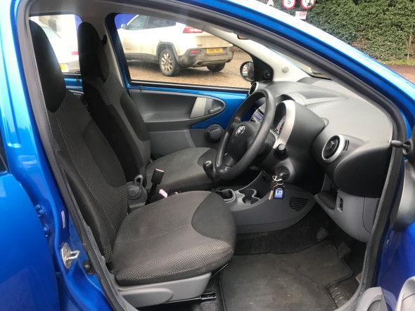 Aygo 1.0 VVT-I Blue