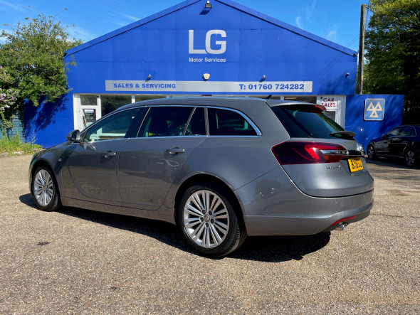 Insignia 2.0 CDTi ecoFLEX Tech Line Sports Tourer
