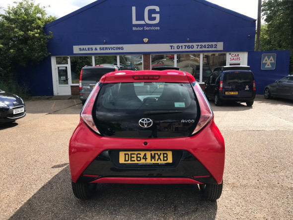 Aygo 1.0 VVT-I X-Pression Auto