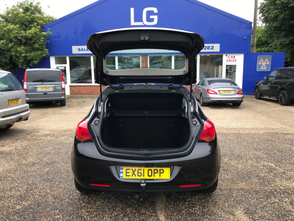 Astra Exclusiv CDTI