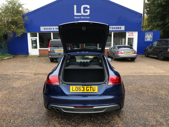 TT 2.0 TDI Black Edition