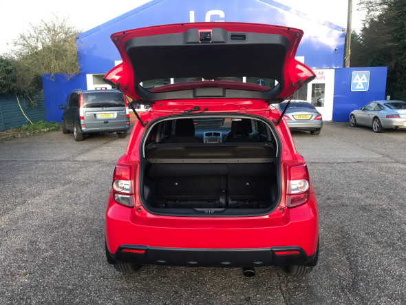 Urban Cruiser 1.33 Dual VVT-I