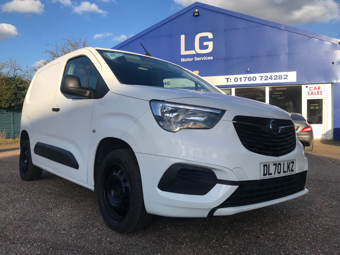 Combo 1.5 Turbo D L1 2300 H1 Sportive Panel Van &pound;7750.00 + VAT