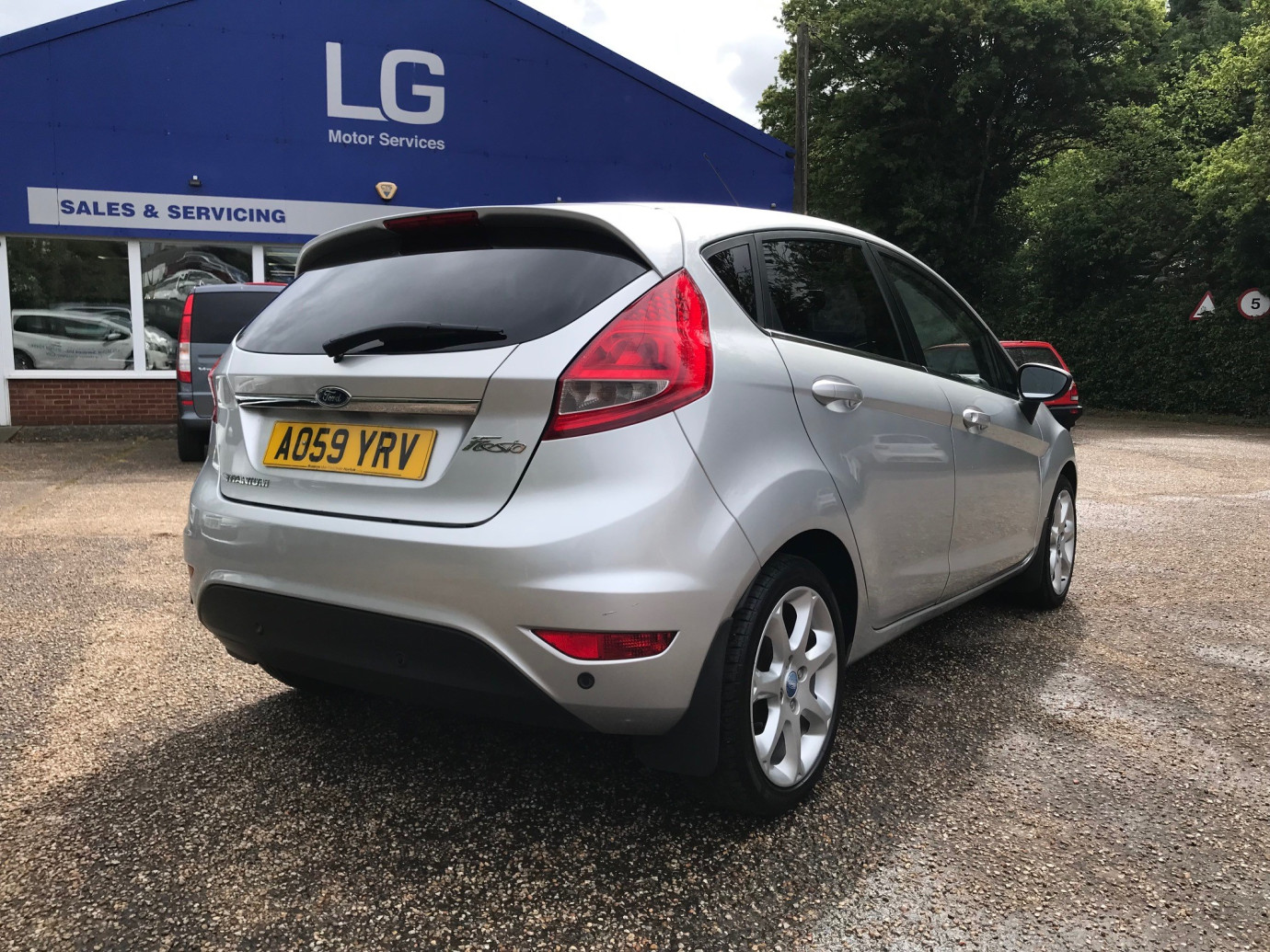 Fiesta Titanium Individual