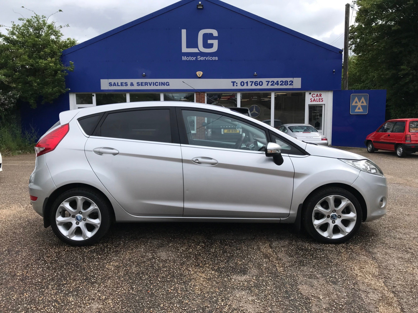 Fiesta Titanium Individual