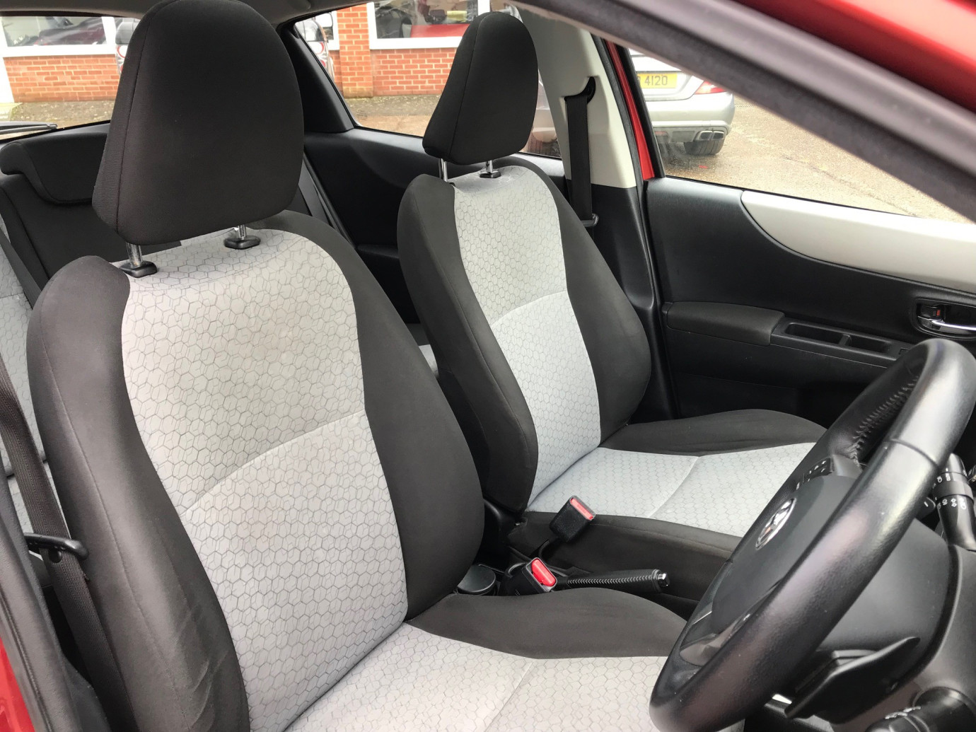 Yaris T-Spirit VVT-I CVT