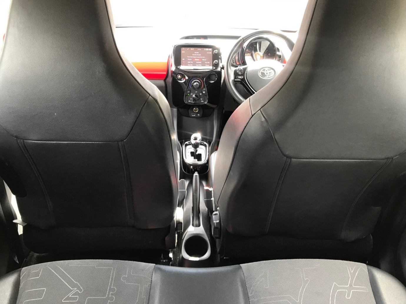 Aygo 1.0 VVT-I X-Pression Auto