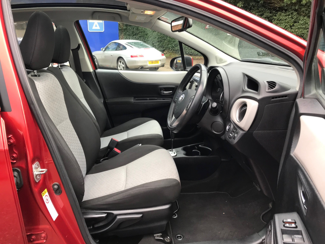 Yaris T-Spirit VVT-I CVT