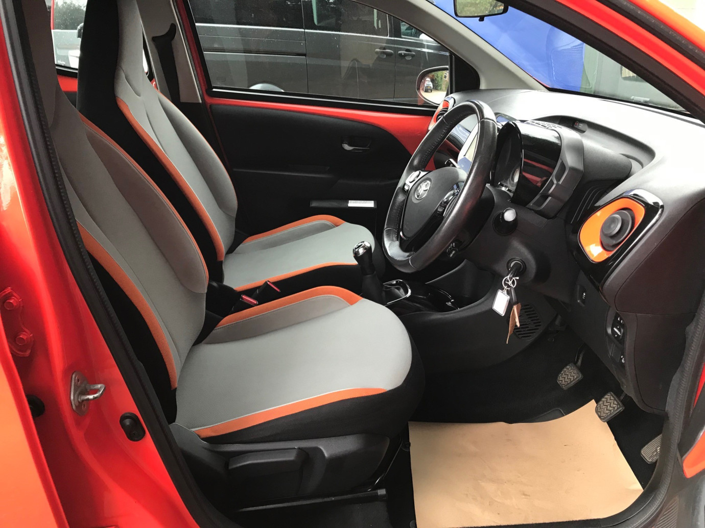 Aygo 1.0 VVT-I X-Cite
