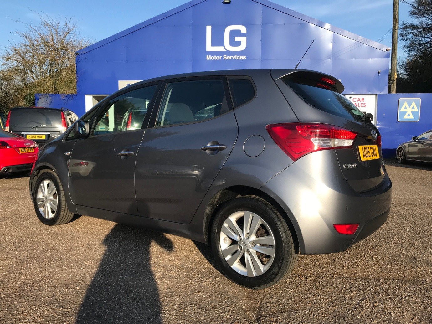 IX20 Active Auto