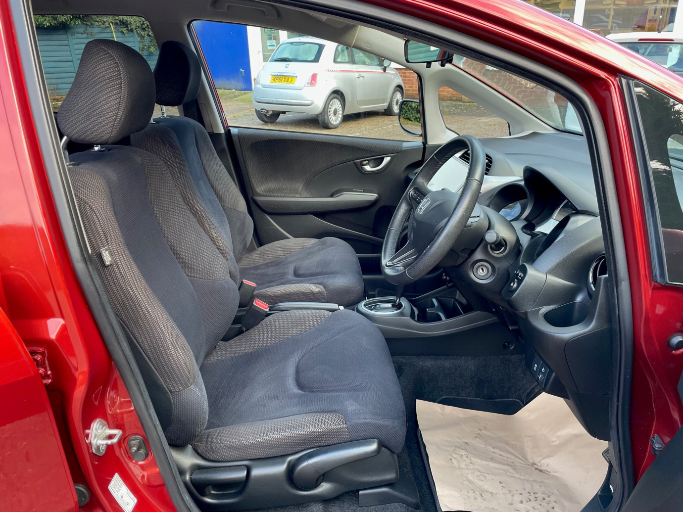 Jazz ES+I-VTEC Automatic