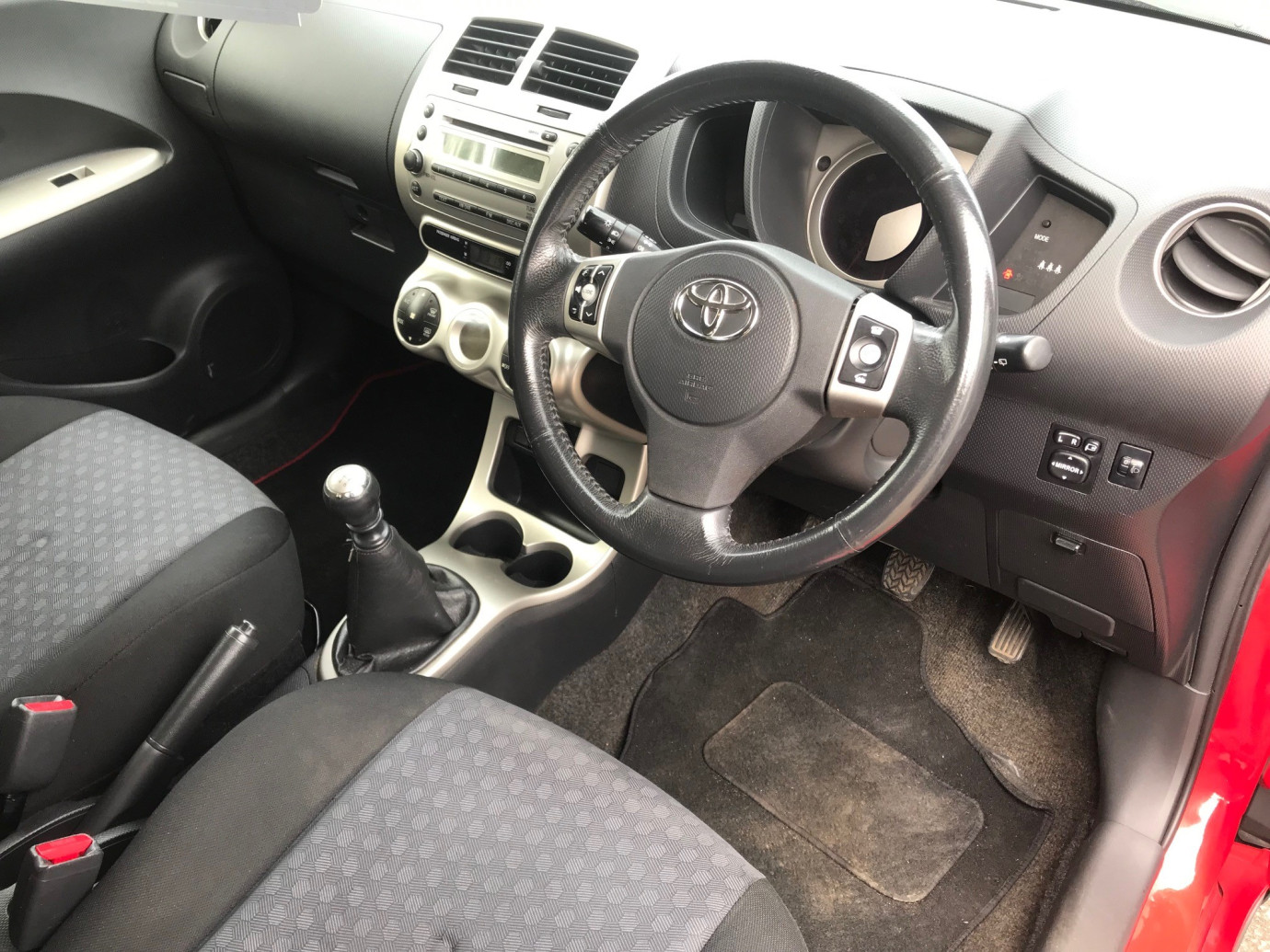 Urban Cruiser 1.33 Dual VVT-I