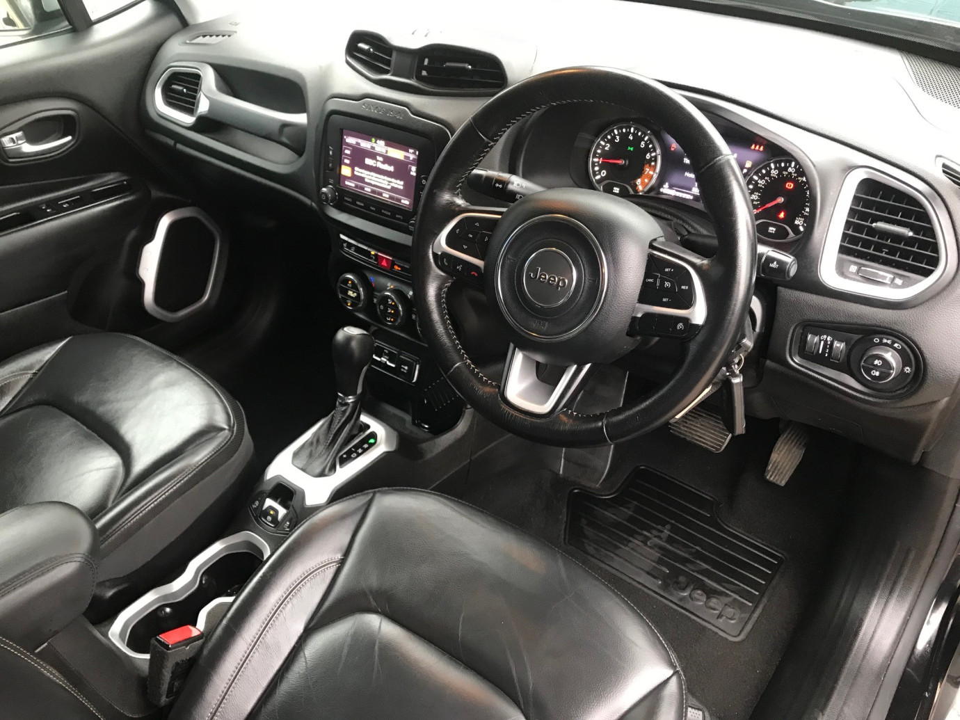 Renegade 1.4T Multiair Limited Auto SUV