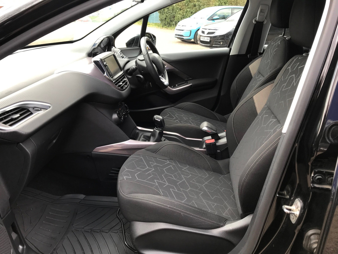 2008 1.6 e-HDI Active