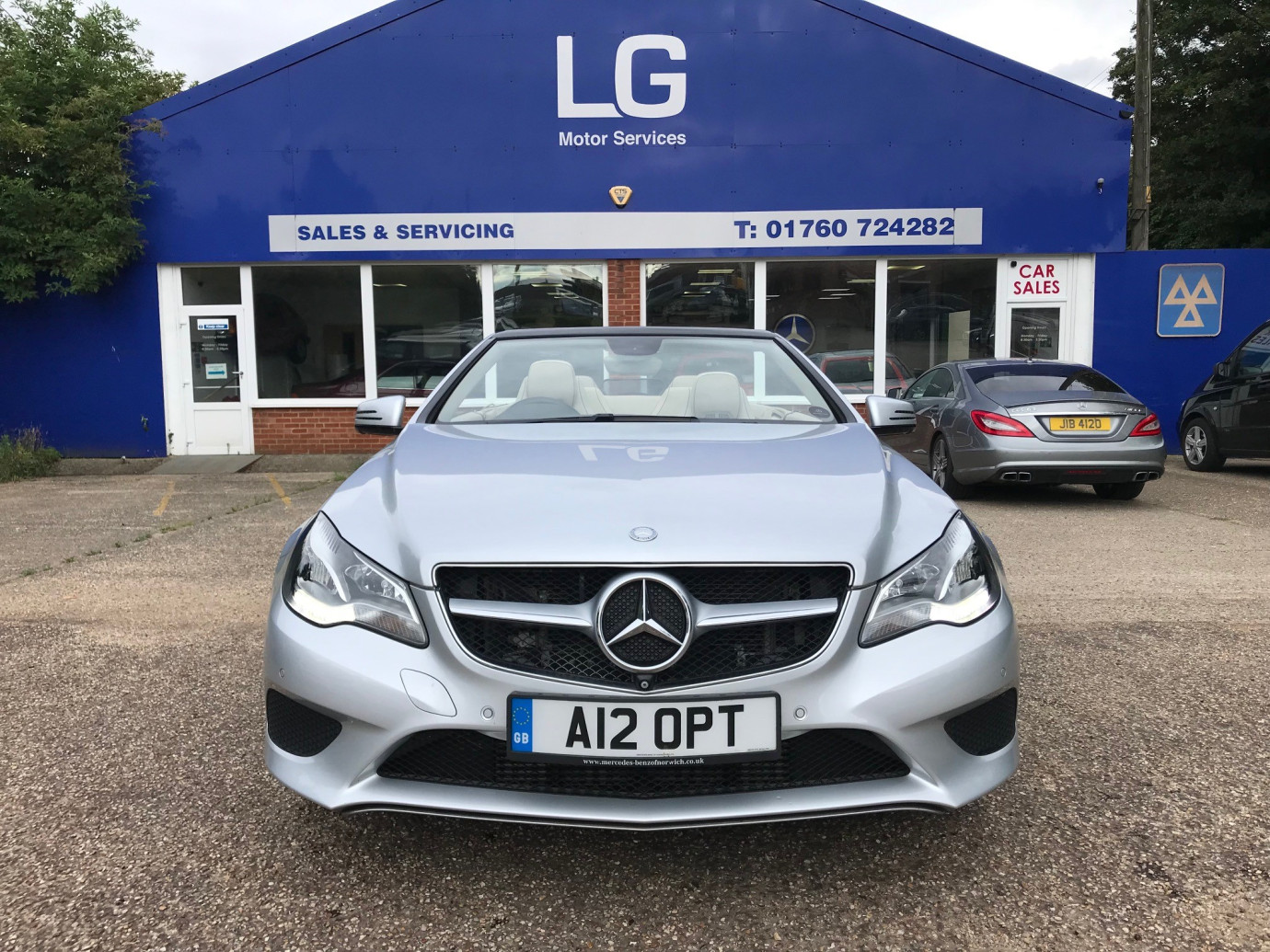 E220 Bluetec SE Cabriolet