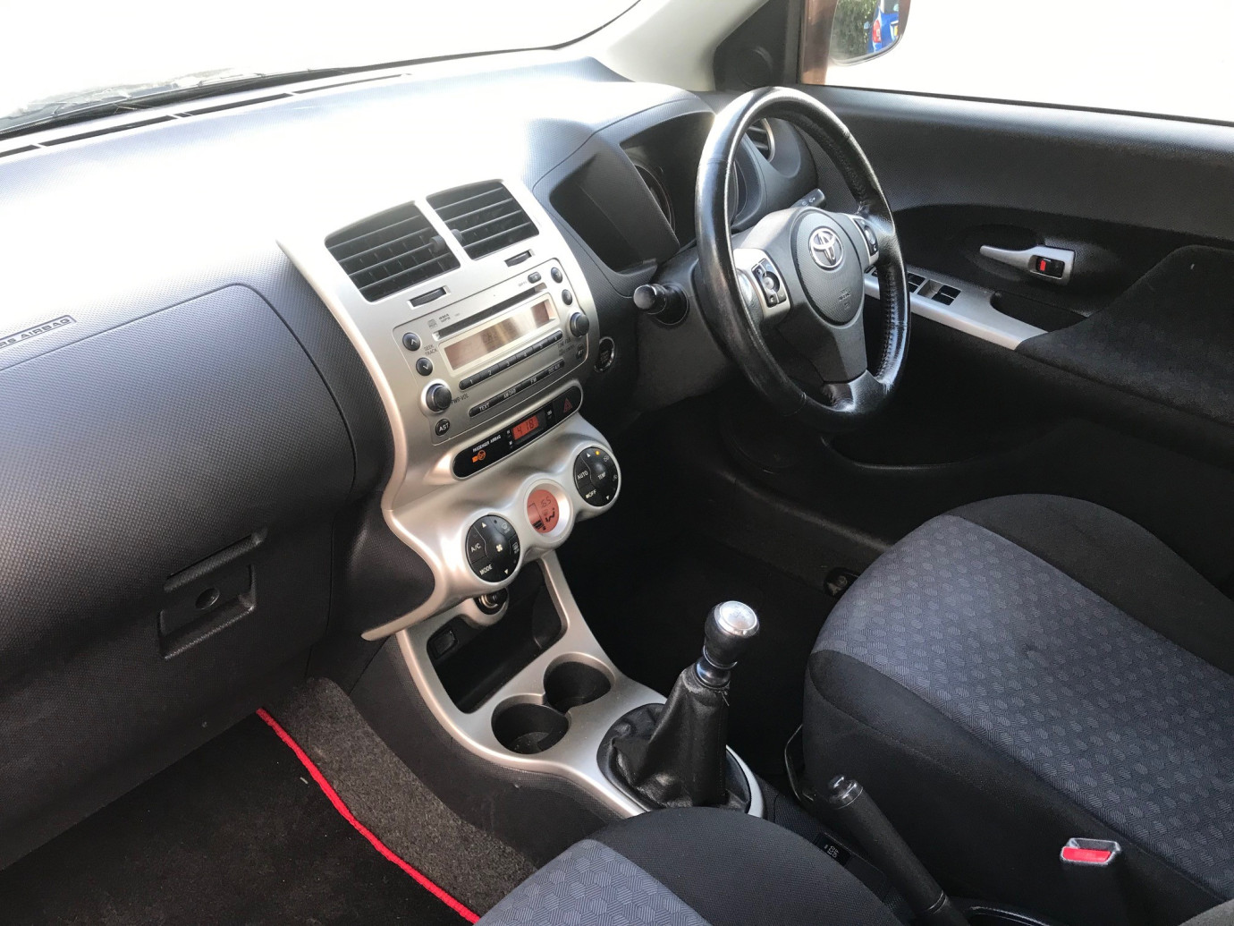 Urban Cruiser 1.33 Dual VVT-I