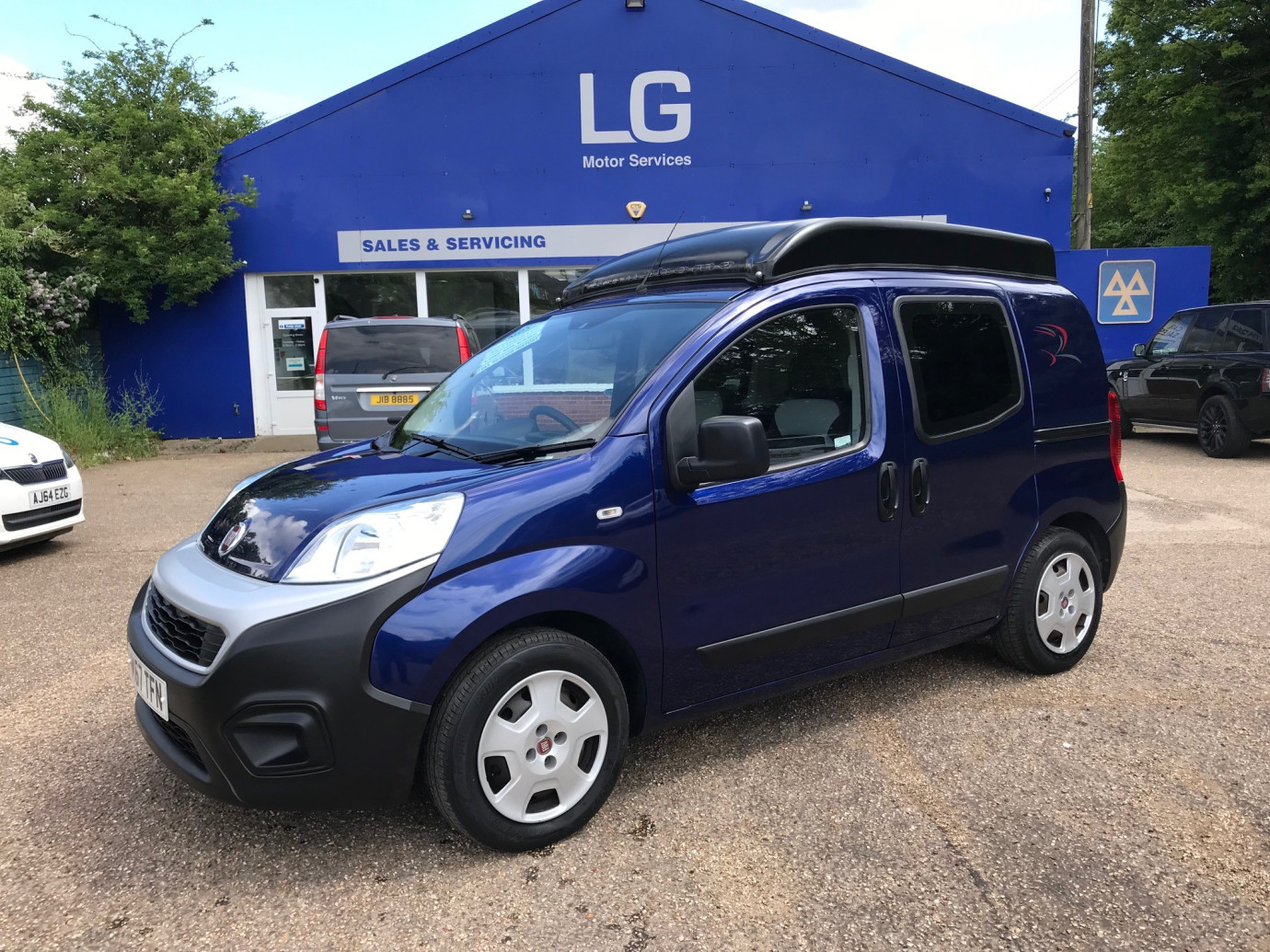 Fiorino 1.3 Multijet2 SX Romahome R10 Automatic