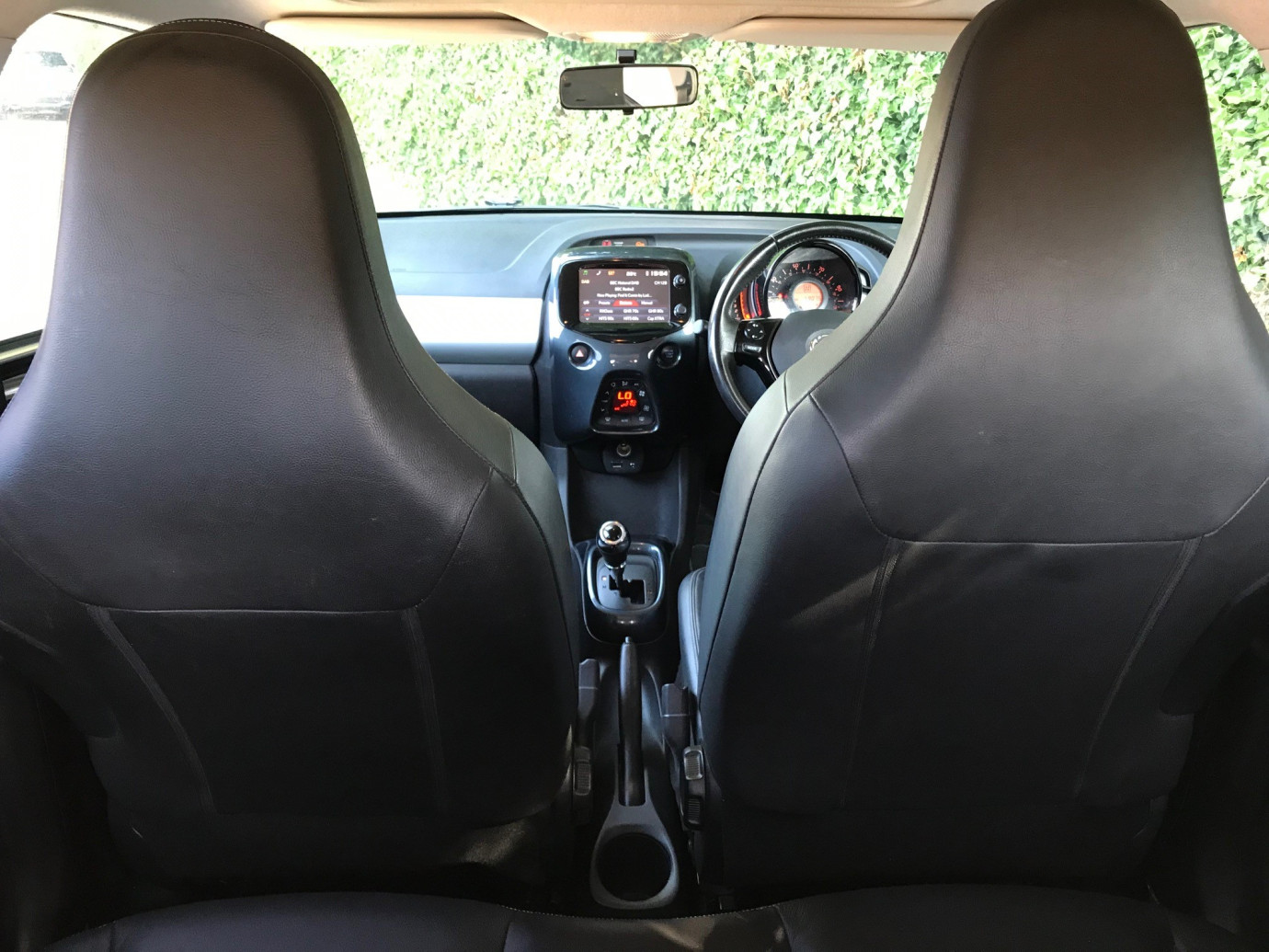 Aygo 1.0 VVT-I x-clusiv 2 x-wave x-shift Automatic