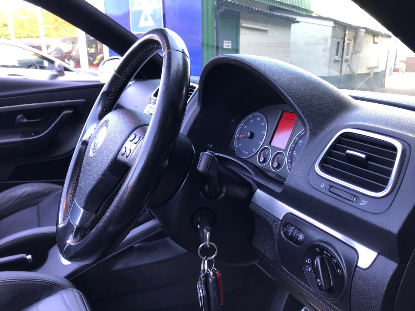 Eos Sport T FSI Automatic