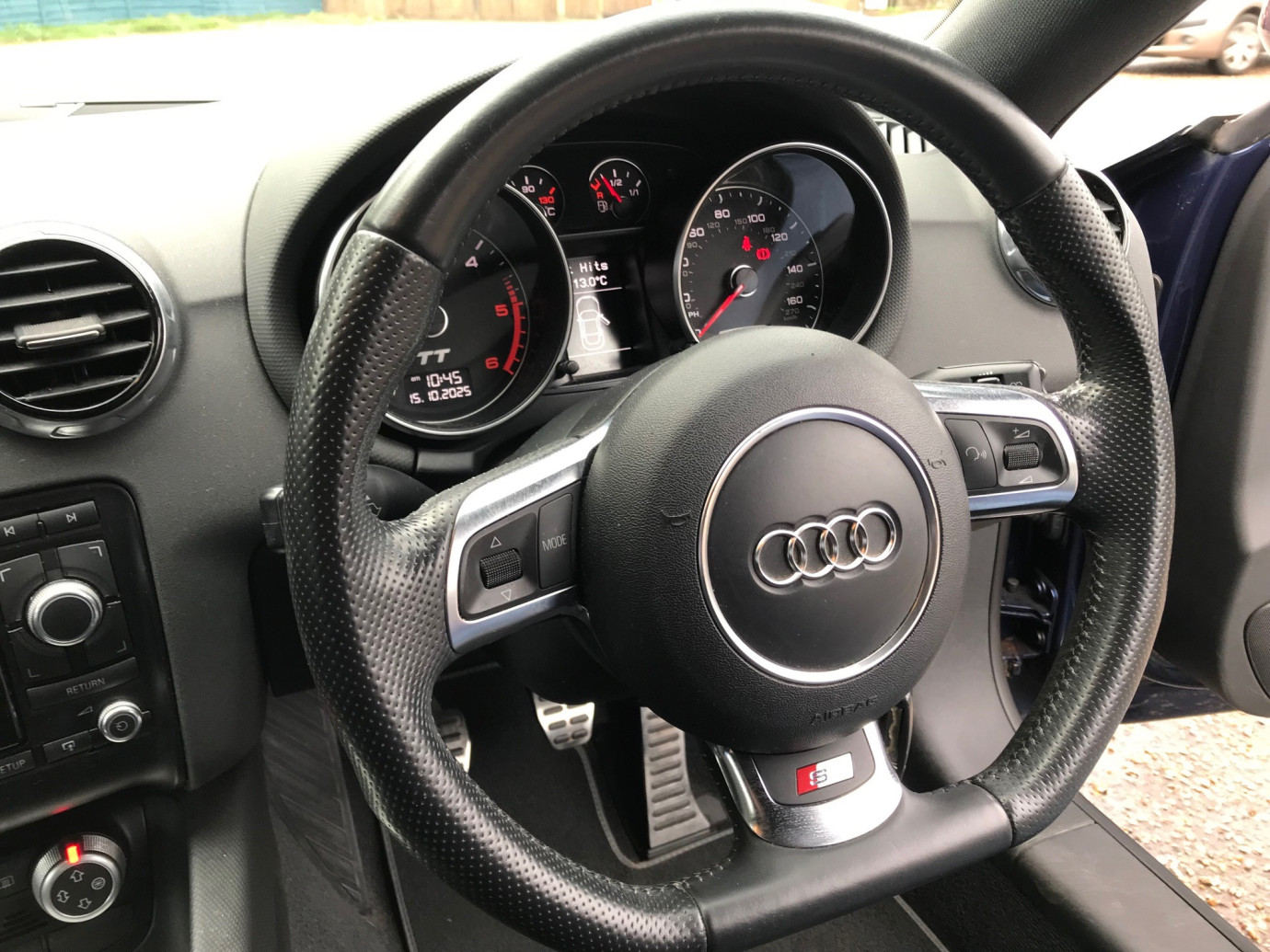 TT 2.0 TDI Black Edition