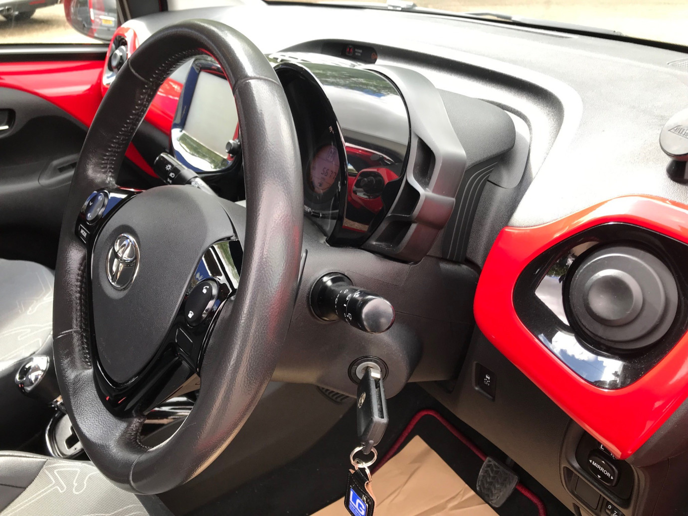 Aygo 1.0 VVT-I X-Pression Auto