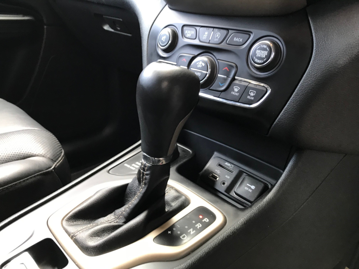 Cherokee Limited M-Jet 4x4 Auto SUV